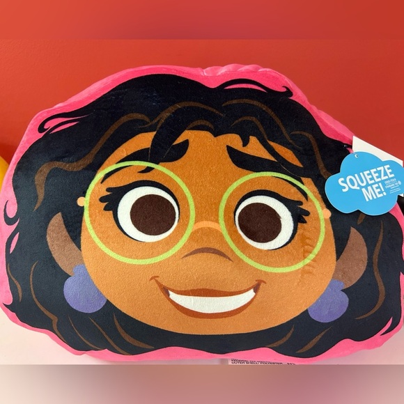 Encanto Magical Girl Travel Pillow - Pink and Black New. - Picture 1 of 2